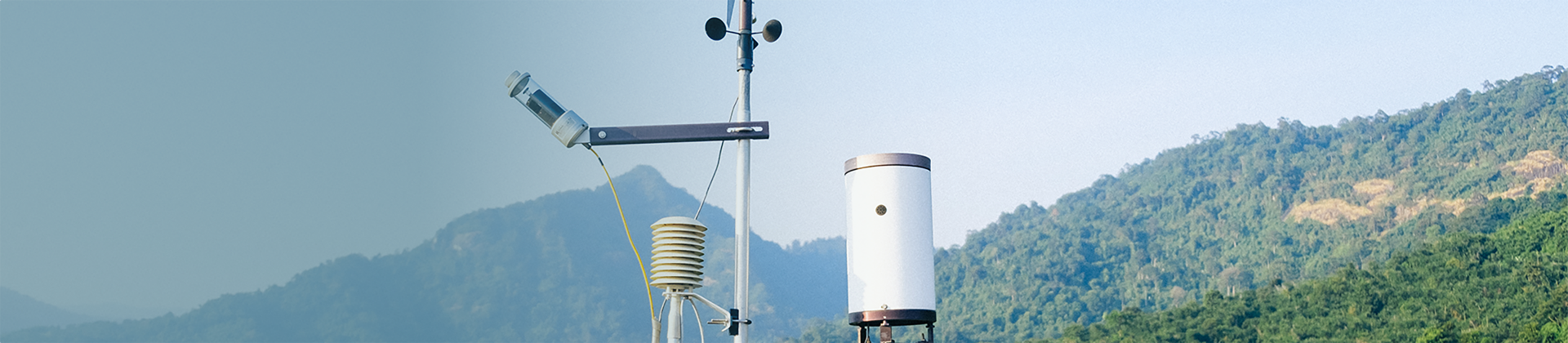 Weather monitoring station in a mountain environment